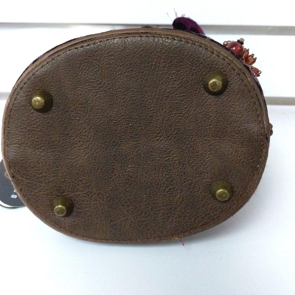 Mary Frances bag - Picture 3 of 7